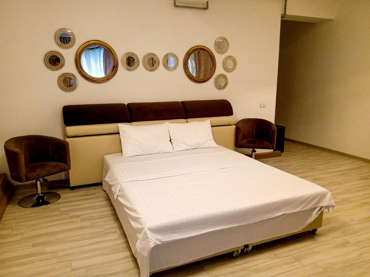 Ric Apartament Năvodari Esterno foto